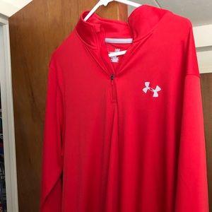 Under Armour pullover men’s red large